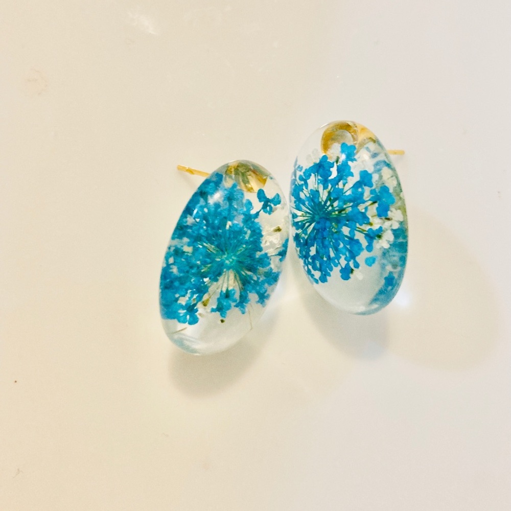 Natural Dry Flower resin Art post earrings